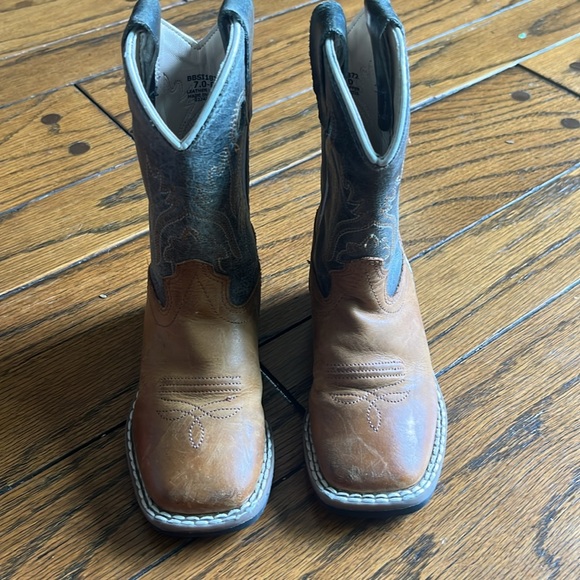 Cody James toddler cowboy boots 🤠 - Picture 4 of 4